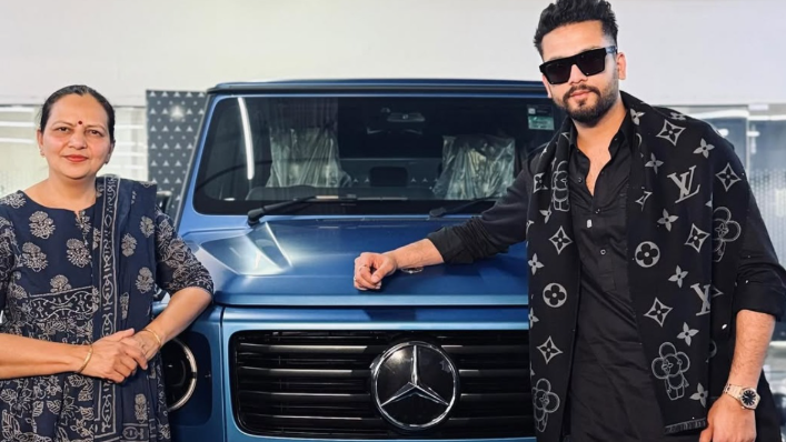 elvish yadav g wagon